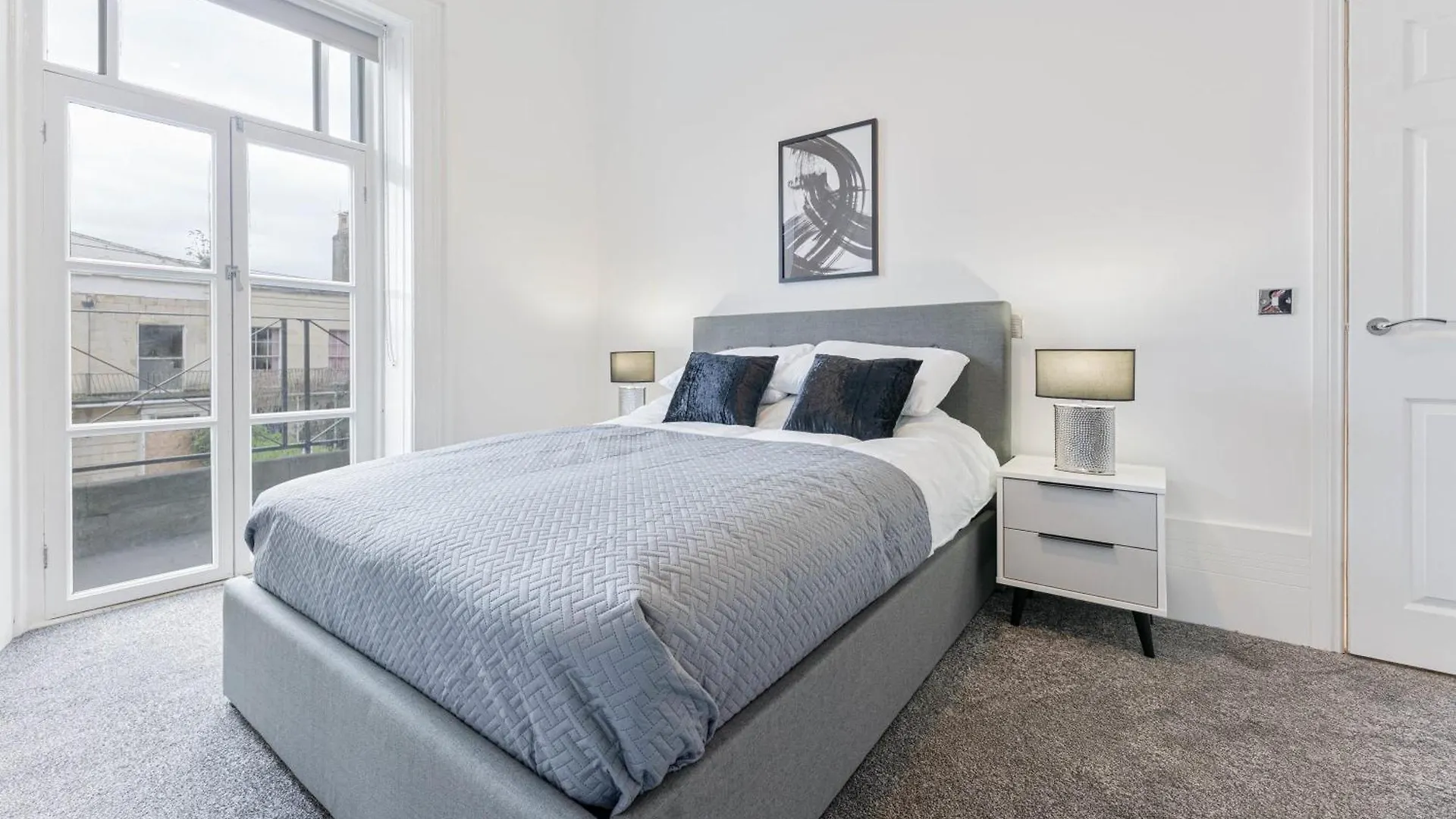 Modern 2 Bedroom Apartment In Central Cheltenham United Kingdom
